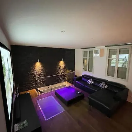 Apartmán Super Souplex Cinema 4k 15 *