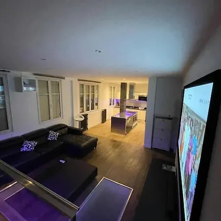 Apartmán Super Souplex Cinema 4k 15 *