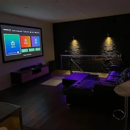 Apartmán Super Souplex Cinema 4k 15 *
